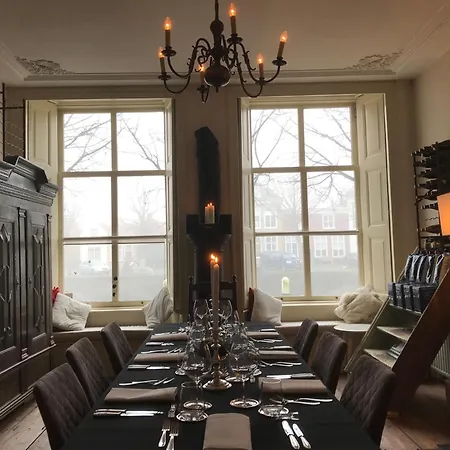 Luxe Monumenten Pand Aan De Haven 10 Personen 5 Slaapkamers Holiday home *