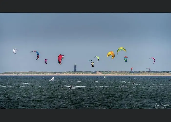 Luxe Monumenten Pand Aan De Haven 10 Personen 5 Slaapkamers بيت للعطل *