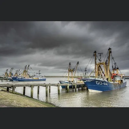 Luxe Monumenten Pand Aan De Haven 10 Personen 5 Slaapkamers Nyaraló *